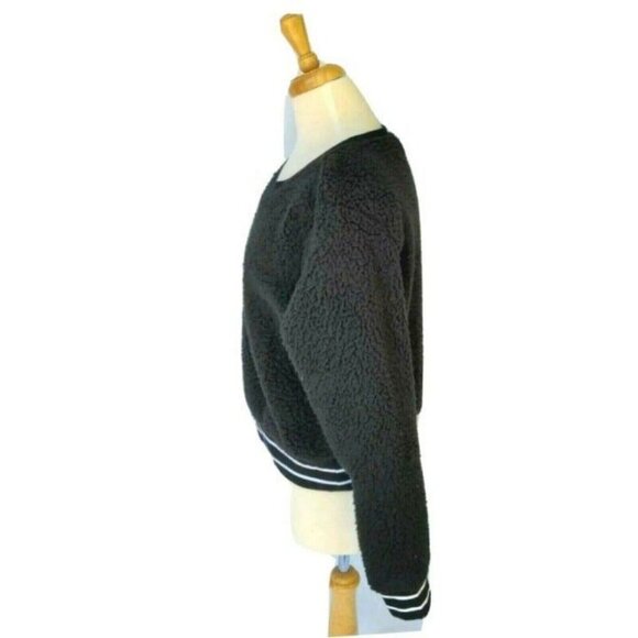 NEW Jenni Intimates Black Faux Sherpa Cropped Pajama Top Small Cozy Lounge - Picture 9 of 9